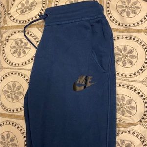 Nike joggers
